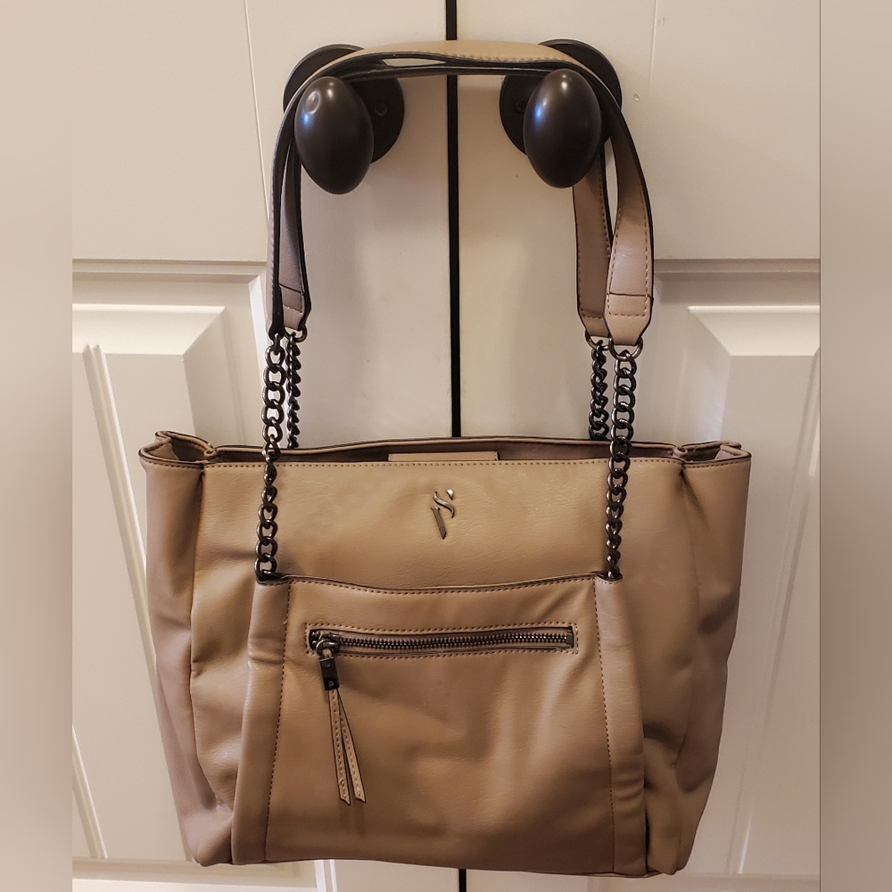 Vera Wang Shoulder Handbag